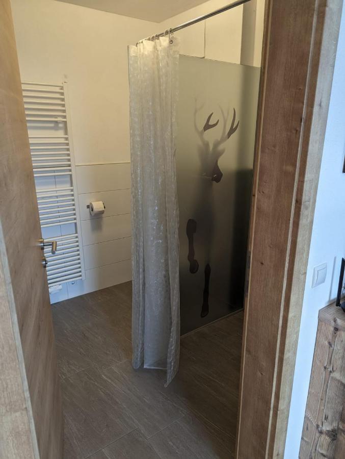 Gotthardt Apartment *